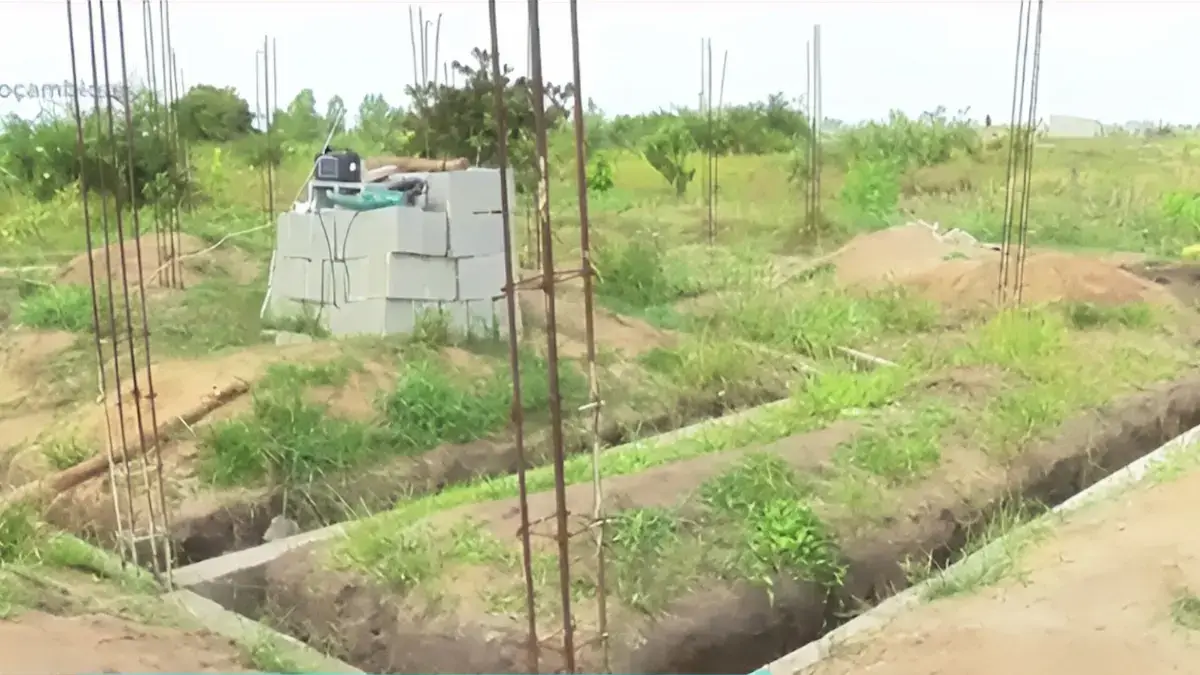 Meta Title: Beira em Cratera: Urbanização Descontrolada e Desafios Ambientais