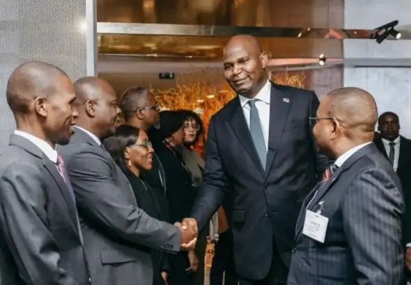 Presidente Chapo em Genebra para reforçar cooperação climática