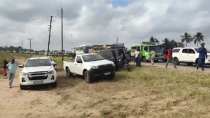 Transportadores Bloqueiam Quelimane em Protesto Contra Fiscalização