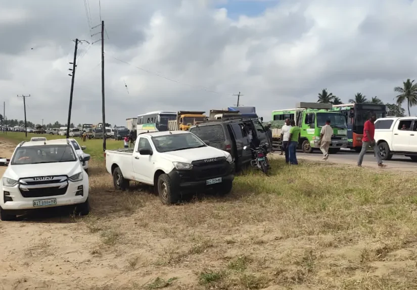 Transportadores Bloqueiam Quelimane em Protesto Contra Fiscalização