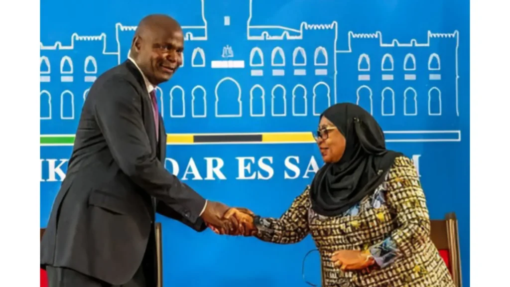 Daniel F. Chapo ENALTECE 
Samia-Hassan